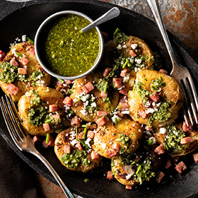 Simplot RoastWorks® Baby Bakers™ Roasted Potatoes, In Use