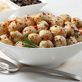 Simplot RoastWorks® Baby Bakers™ Halves with Herbs & Parmesan, In Use