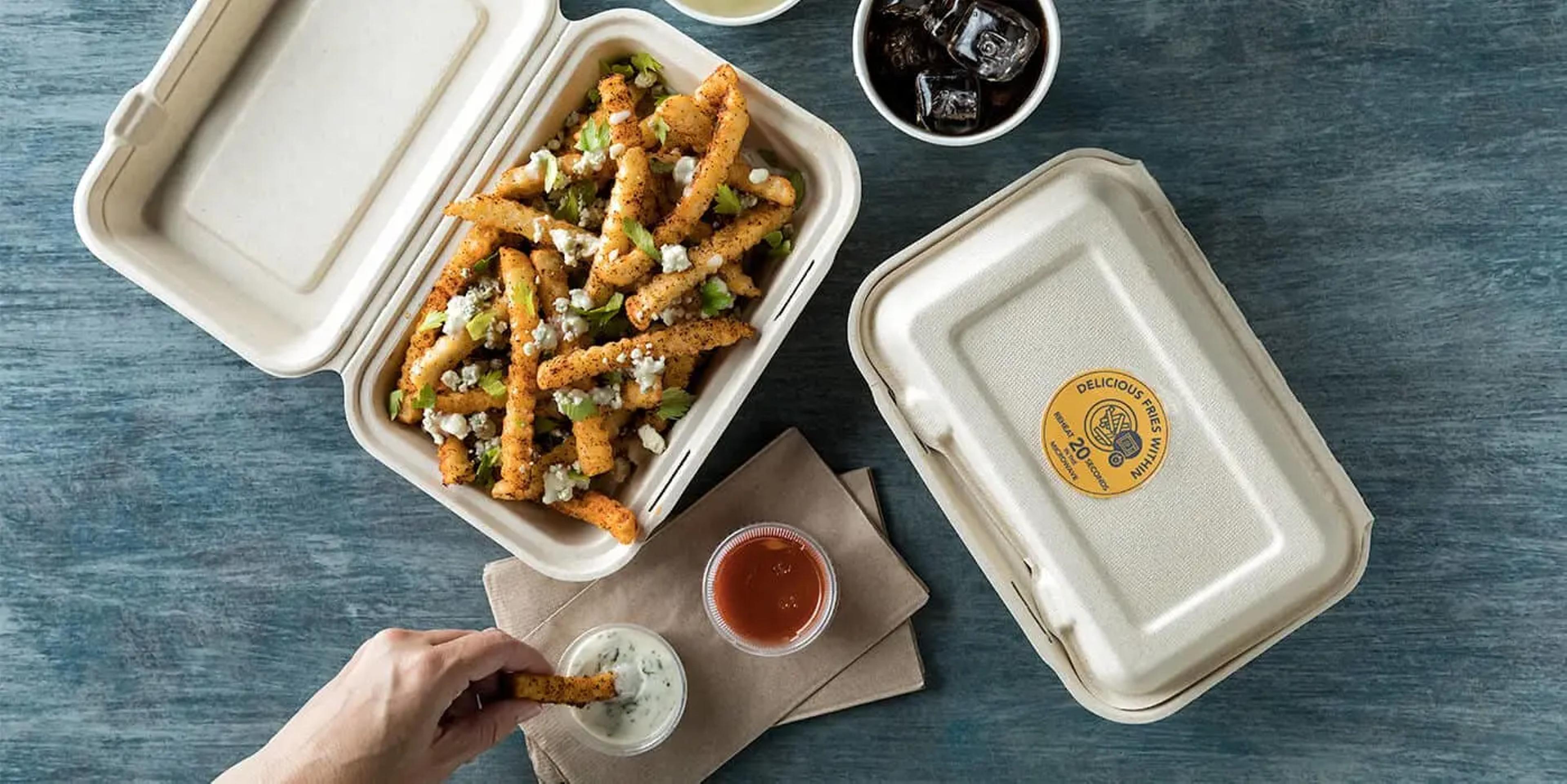 Simplot Conquest® delivery+® Fries in to-go container